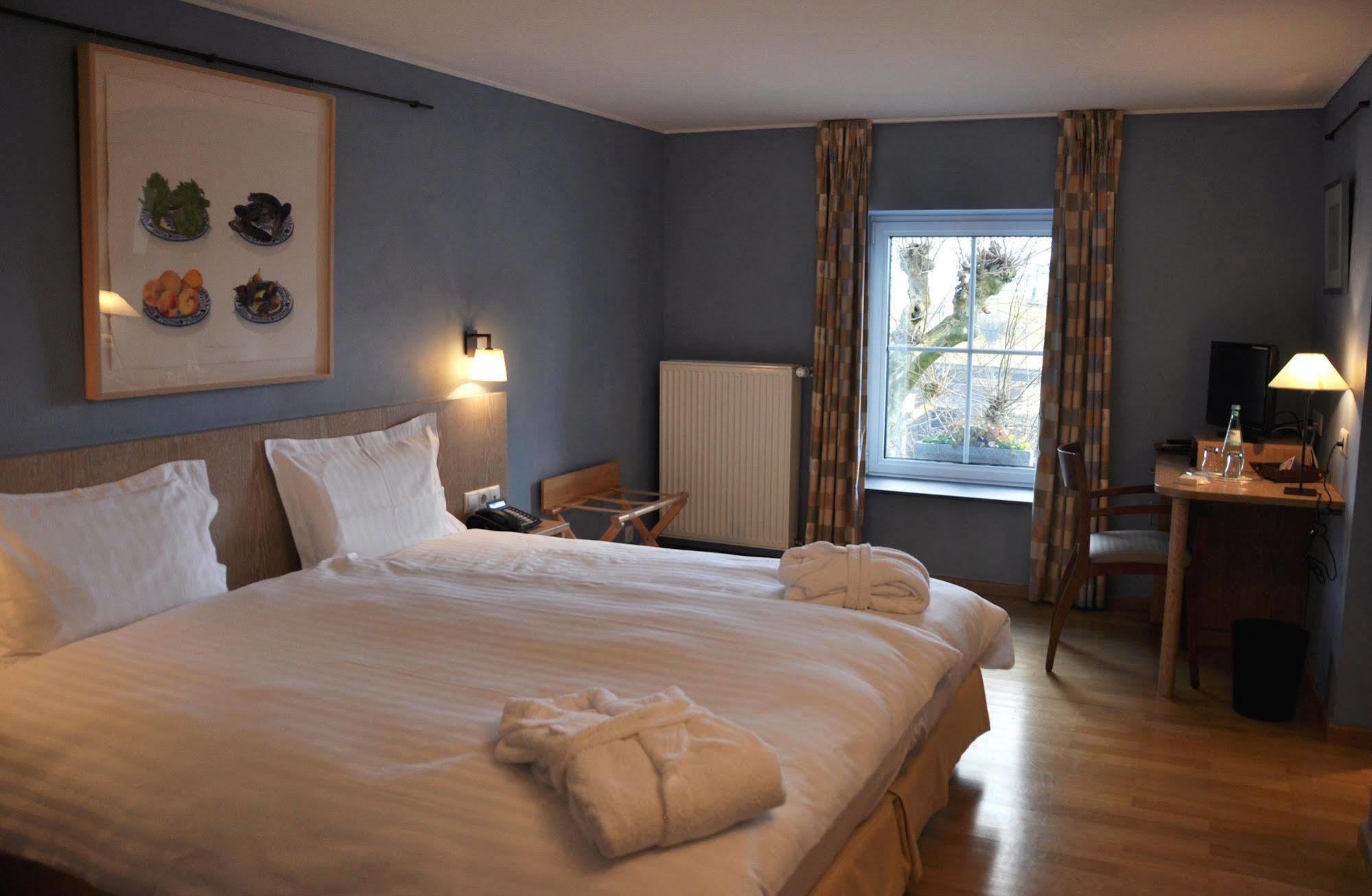 Manoir Kasselslay Hotel แคลโว ภายนอก รูปภาพ